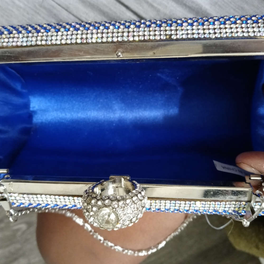 PURSE - Picture 6 of 8